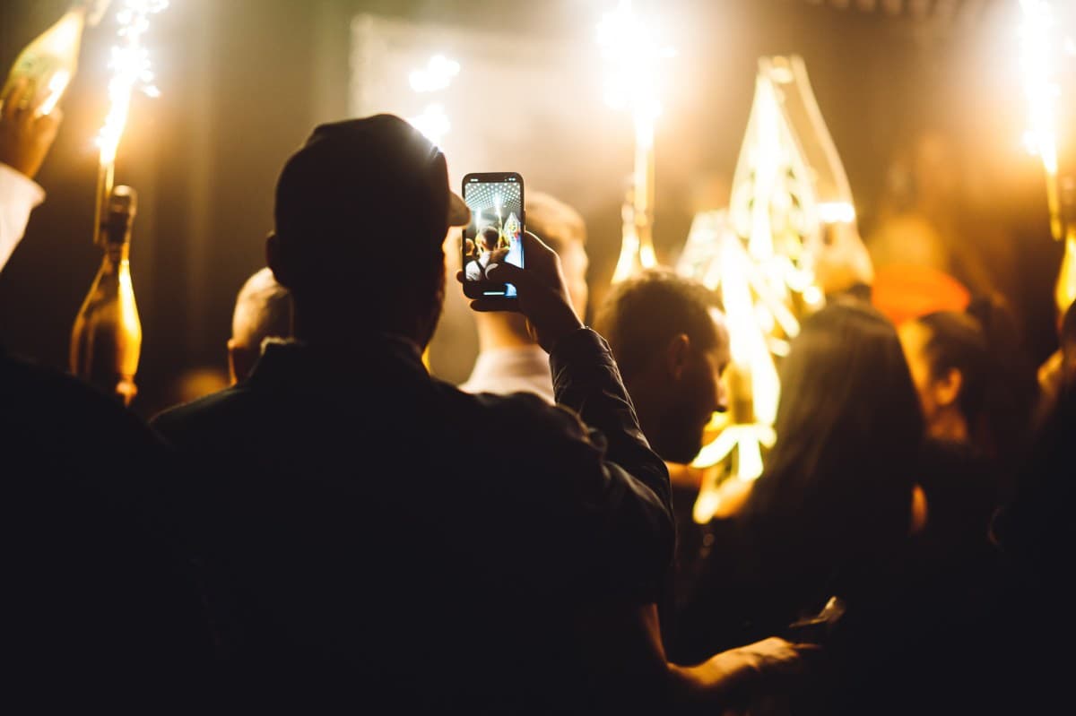 London nightclub dancefloor during a vibrant weeknight event